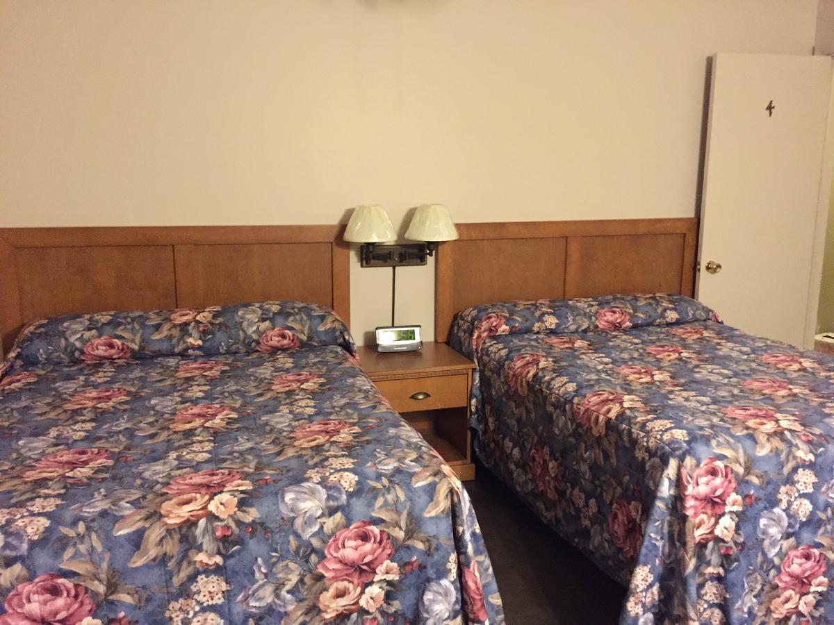 Hotel Motel Arnold Woburn Экстерьер фото