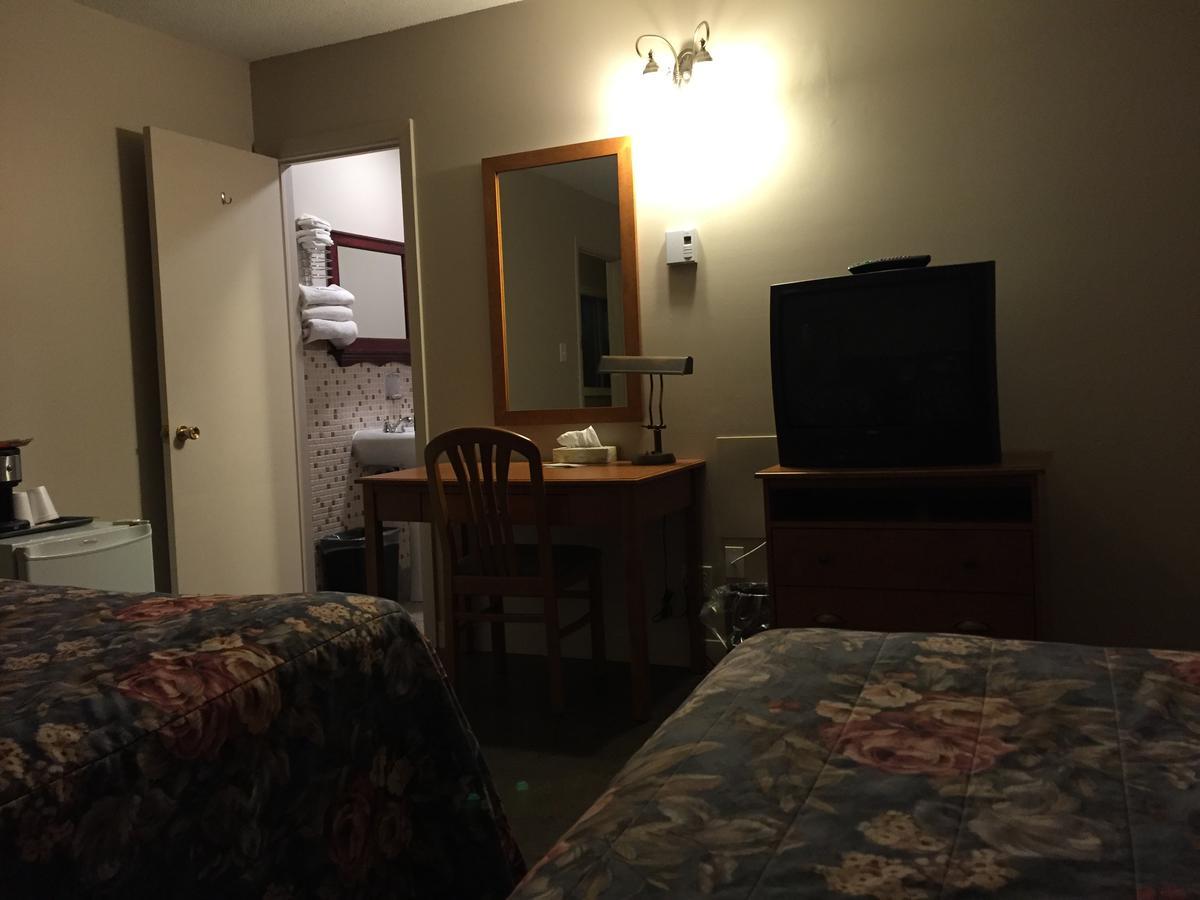 Hotel Motel Arnold Woburn Экстерьер фото